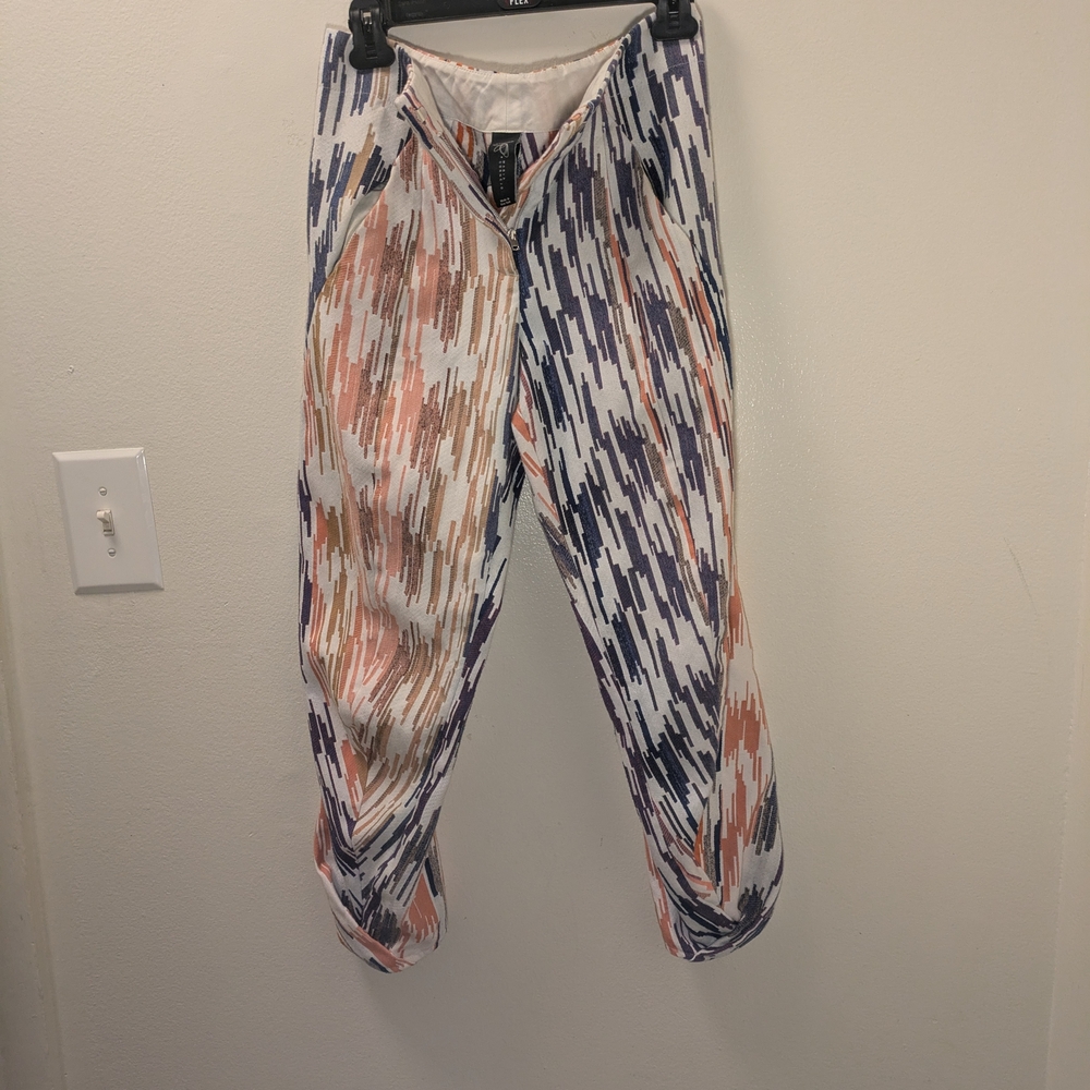 Stylish Multicolor Patterned Capris - image 1